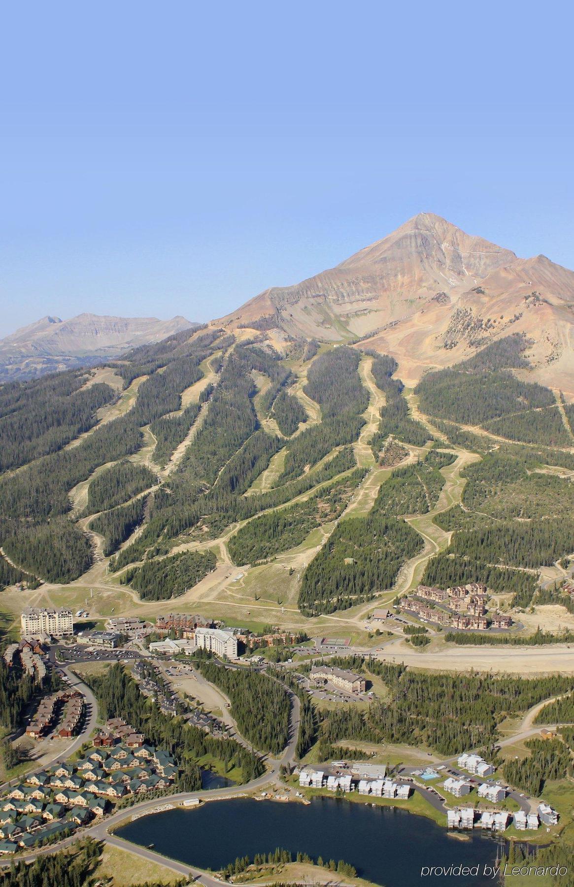 Whitewater Inn Big Sky Bagian luar foto